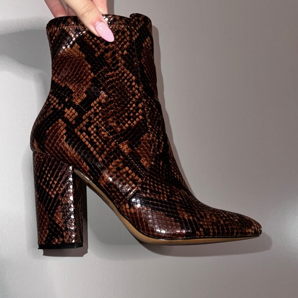 ALDO Booties - Picture 3 of 14